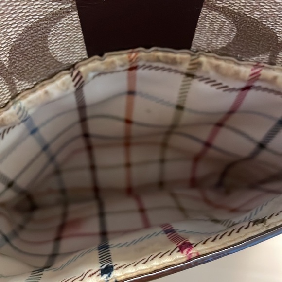 Coach Crossbody Logo Bag—Beautiful!!  Roomy—Pockets—Great Condition w/Minor Spot - Picture 6 of 8